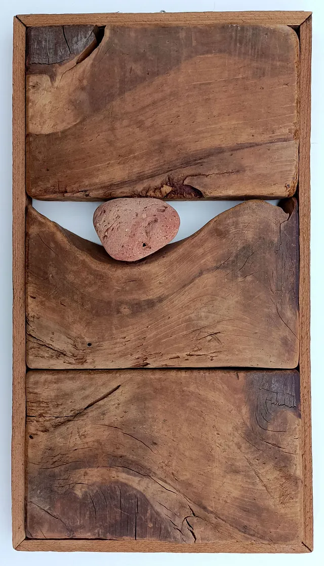 Dieter Holz „Spuren im Holz“, Materialcollage, 1979, 46,8x26 cm
